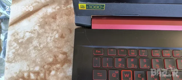Продавам  перфектен Лаптоп Acer Nitro 5 AN515-54, снимка 2 - Лаптопи за игри - 55636386