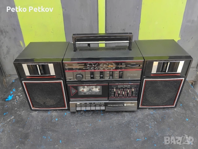 Касетофон ( HITACHI TRK-902 E ) , снимка 2 - Радиокасетофони, транзистори - 55050995