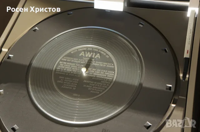 Тангенциален грамофон AIWA LX-100, снимка 4 - Грамофони - 55696203
