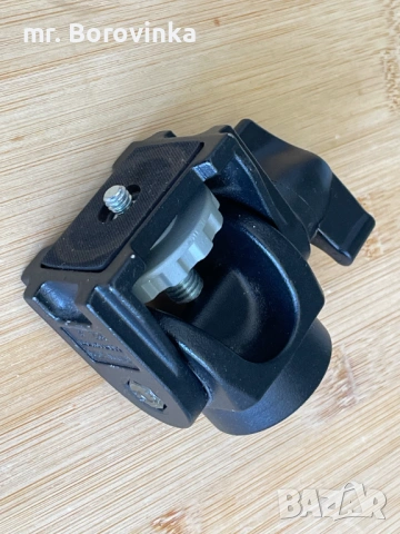 Глава за монопод Manfrotto 234, снимка 2 - Чанти, стативи, аксесоари - 54582312