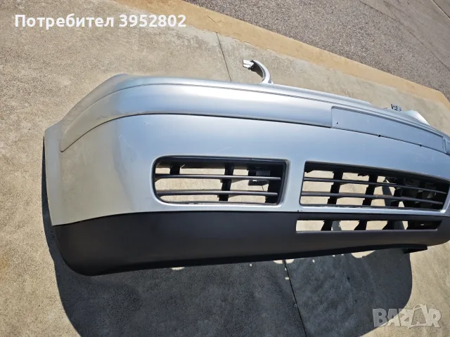 Продавам предна броня за VW Golf 4, снимка 3 - Части - 55564298