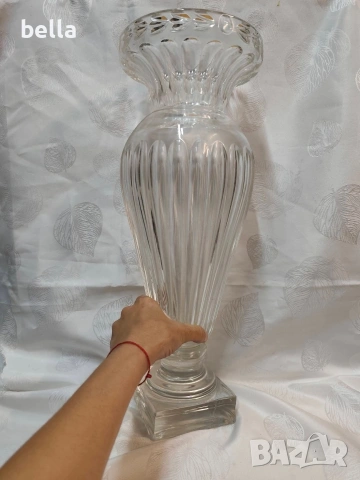 Кристална масивна висока ваза репродукция на Baccarat -Музея на стъклото., снимка 3 - Вази - 54878575