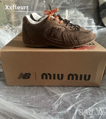 New balance x Miu Miu маратонки