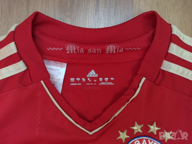 Bayern Munchen / Adidas - детска футболна тенниска на Bayern Munich , Байерн Мюнхен, снимка 2 - Детски тениски и потници - 55015562