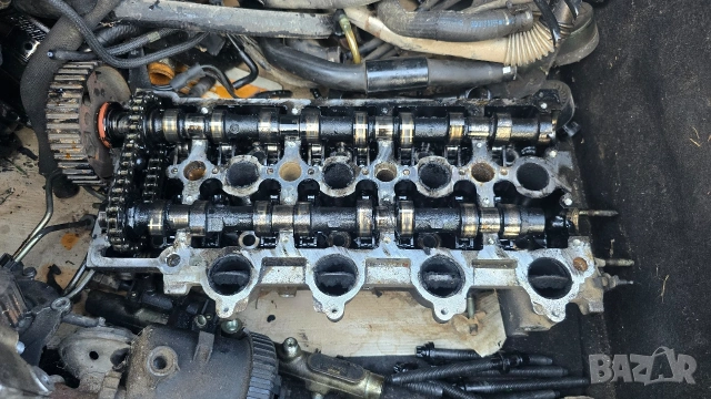 Глава к-т с разпределителни валове Пежо / Ситроен 2.2 HDi 133 Peugeot Citroen