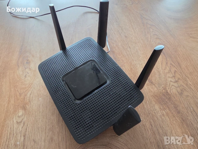 Рутер Linksys EA8300, снимка 4 - Рутери - 54064773