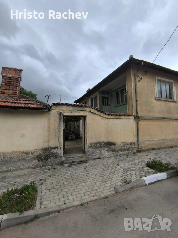 къща 