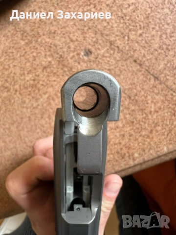 Пистолет Beretta 3032 Tomcat, кал.7,65, снимка 3 - Бойно оръжие - 54041069