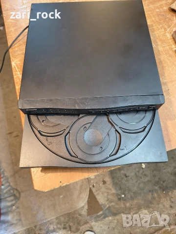 Cd player Sony чейнджър 5 сд