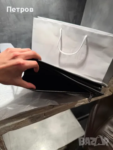 100% Оригинален Celine Clutch Bag – като нов, Monogram, снимка 9 - Чанти - 55444790