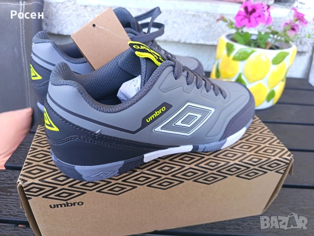 Маратонки Umbro, снимка 4 - Детски маратонки - 55189770