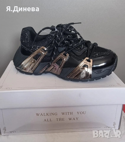 Стилен дамски модел маратонки 