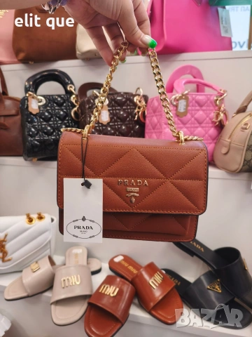 дамска чанта prada 