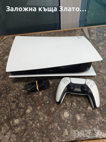 Като нов PlayStation 5 1TB + 1 джойстик ползван само 1 седмица !!!!