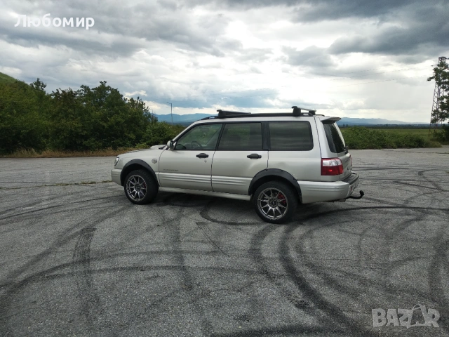 Subaru Forester 2.0 turbo, снимка 3 - Автомобили и джипове - 54896217
