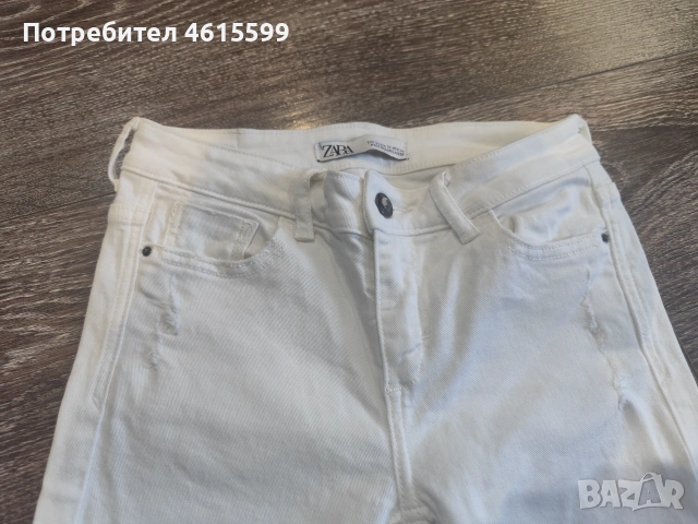бели дънки на Zara, снимка 4 - Дънки - 55178100