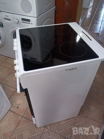 Свободно стояща печка с керамичен плот Gram с 2 години Гаранция!, снимка 3 - Печки, фурни - 53979988