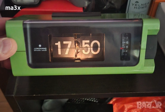 Junghans chrono -voxB flip clock , снимка 2 - Антикварни и старинни предмети - 54583683