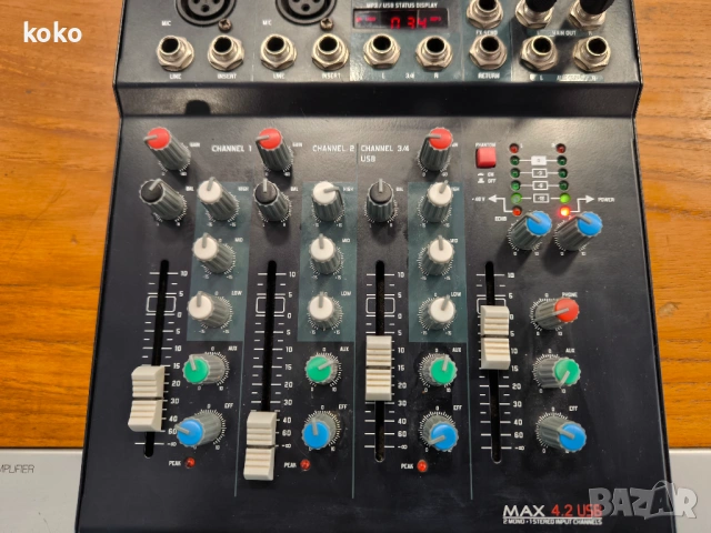 Миксер смесител пулт за музика Mark max , снимка 2 - Ресийвъри, усилватели, смесителни пултове - 54250847