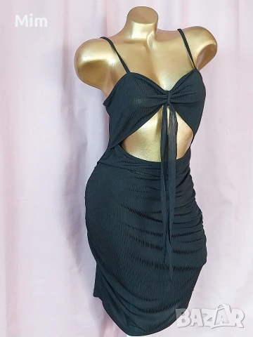 L Черна еластична рокля , снимка 3 - Рокли - 54130117