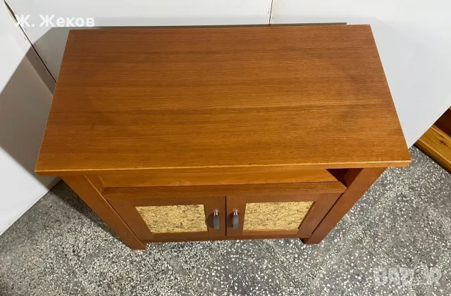 Дървен шкаф с коркови пана, снимка 4 - Шкафове - 55677990
