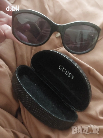 GUESS Original Нови слънчеви очила с калъф