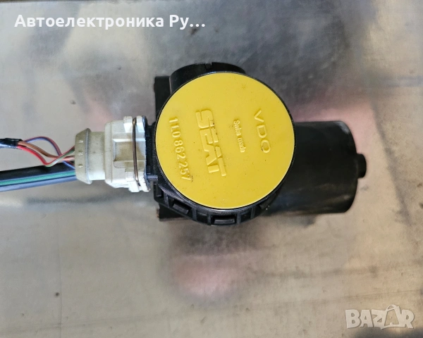 Помпа за централно заключване за VW Golf 2, Audi 90, 100, 200, SEAT 1L0862257