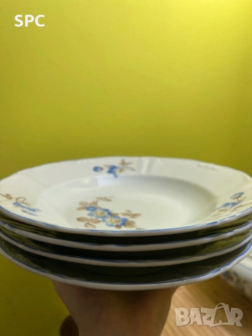 Порцеланов сервиз, снимка 18 - Сервизи - 54307449