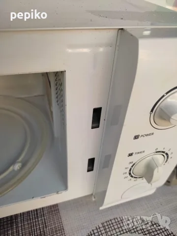 Продавам Употребявана микровълова печка DAEVO KQG -6L35 със грил, снимка 3 - Микровълнови - 55646049