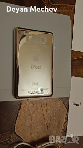 Apple iPod 5th Gen Video 30GB (A1136) С КУТИЯ и Книжки, снимка 4 - iPod - 55530403