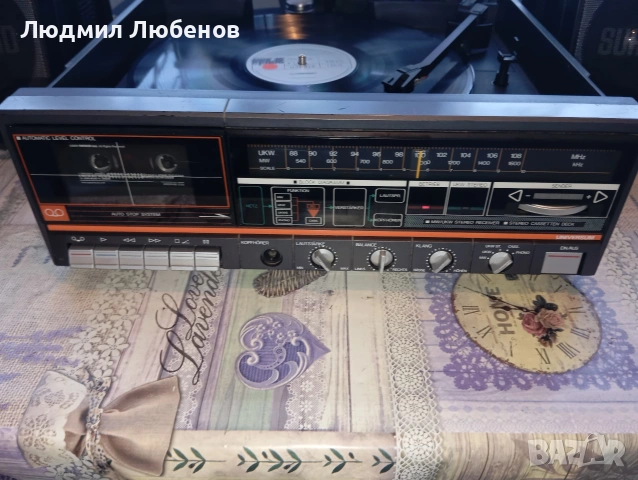 Ретро комбо грамофон ,касетофон и радио Universum, снимка 2 - Грамофони - 55155970