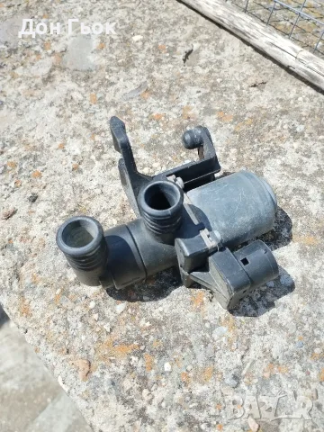 За BMW E36 черен сенник и клапани парно, снимка 4 - Части - 55493950