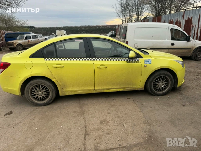 Chevrolet Cruze 1.6 ecotech на части шевролет круз , снимка 2 - Автомобили и джипове - 54400171