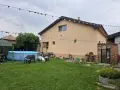 Самостоятелна къща с градина, в споделен двор, на 15 минути от Пловдкв, снимка 7