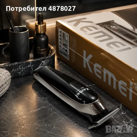 Професионална машинка Kemei KM-1571 - За коса и брада с LCD дисплей, USB Type-C, 7000 RPM и до 270 м, снимка 2 - Машинки за подстригване - 55336777
