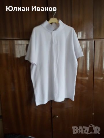 Тениска със къс ракав ,бяла много е мека 