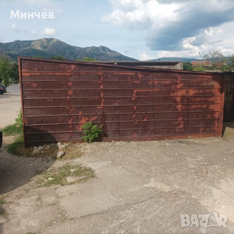 Продавам ламаринен гараж, снимка 3 - Гаражи и паркоместа - 54608183