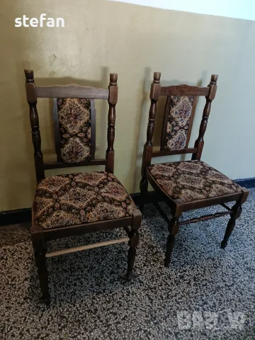 Два броя дървени столове , снимка 3 - Столове - 55299116