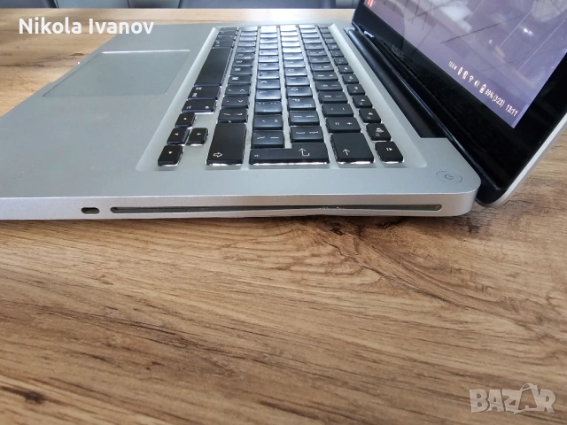 MacBook Pro 13 inch A1278 (Late 2011) | intel i5 2435M 3.00 Ghz|8GB RAM|240GB SSD|80% Battery| Linux, снимка 9 - Лаптопи за дома - 54710837