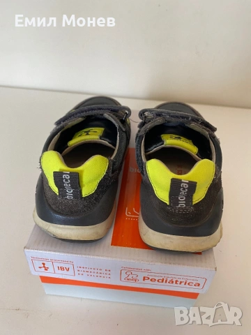 Детски обувки, маратонки Biomecanics 26 номер, снимка 11 - Детски маратонки - 49555155