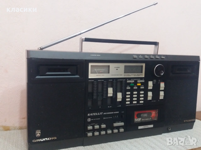 GRUNDIG SATELLIT RECORDER 4000., снимка 5 - Радиокасетофони, транзистори - 55253289