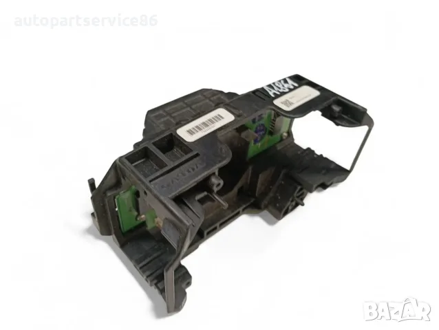 Държач за лост на мигачите за Volvo XC60 2.4 TDI (2011) 31313811 OEM, снимка 2 - Части - 55641847