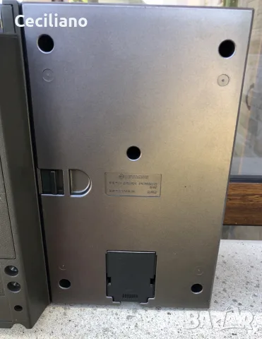 радиокасетофон HITACHI TRK 9100E, снимка 12 - Радиокасетофони, транзистори - 55347879