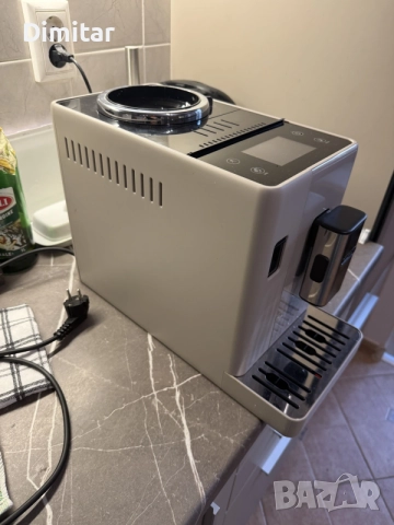 Кафеавтомат DeLonghi, снимка 2 - Кафемашини - 55547048