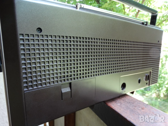 GRUNDIG RR 350c ..., снимка 15 - Радиокасетофони, транзистори - 54720867