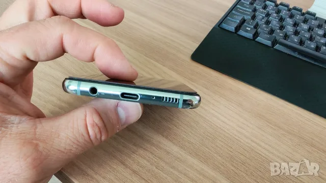 Продавам компактен малък телефон Samsung S10E, снимка 7 - Samsung - 55461191