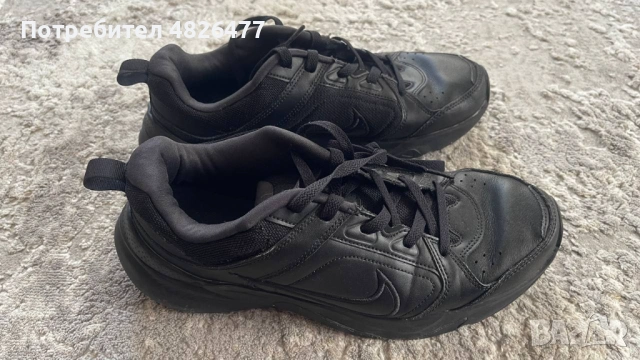 Обувки Nike Defyallday 42.5