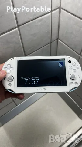 Modded PS Vita PCH-2000 Light Blue Complete in Box 128GB 150+ games, снимка 4 - PlayStation конзоли - 55545792