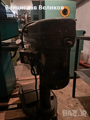 Настолна бормашина Б 12, снимка 3 - Бормашини - 44926802