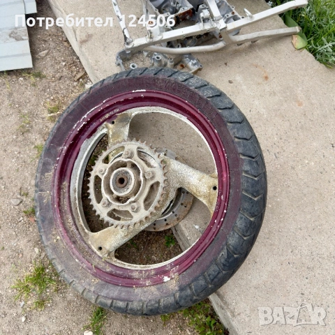 Ямаха фзр 600 Yamaha Fzr 600 задна днанта, снимка 2 - Части - 54573279